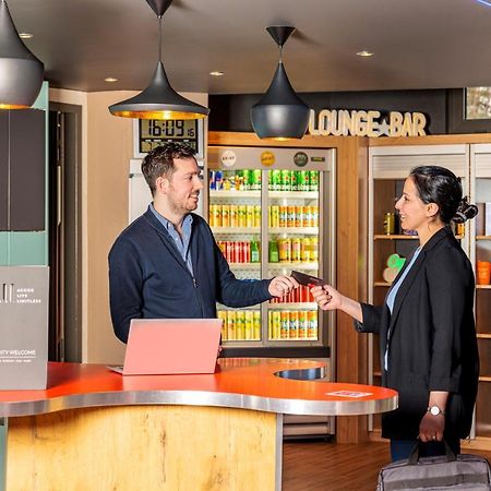 Ibis Lausanne Crissier Ngoại thất bức ảnh