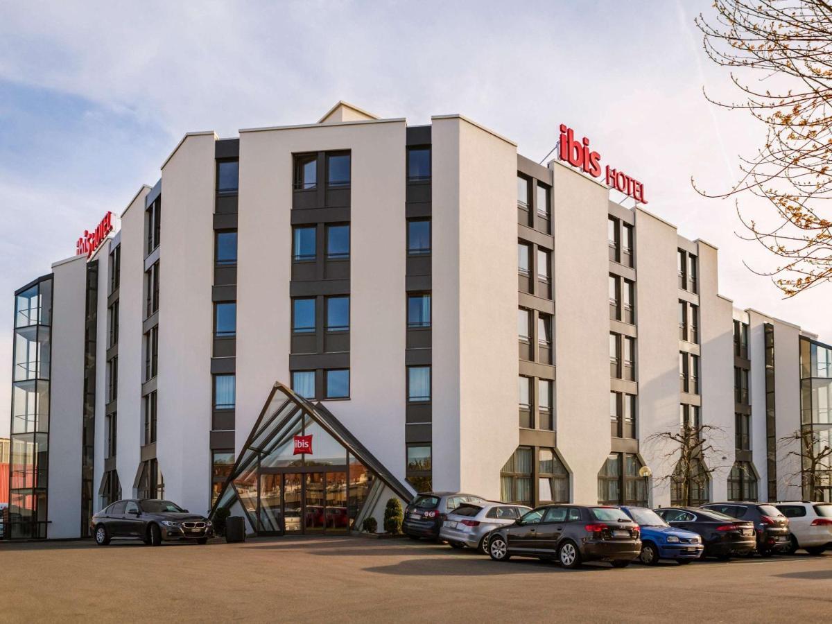 Ibis Lausanne Crissier Ngoại thất bức ảnh