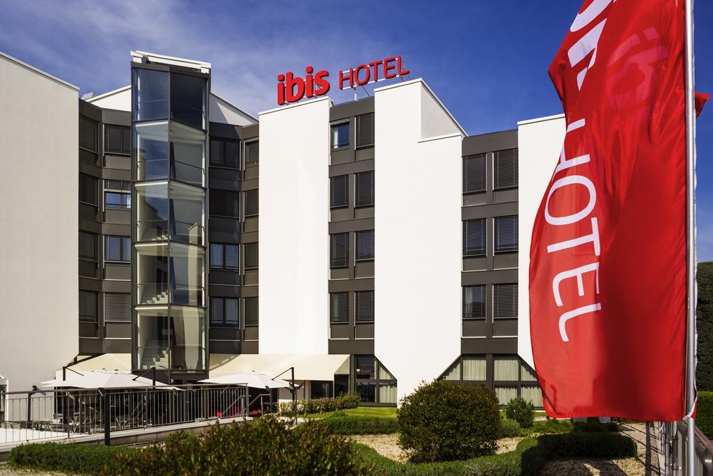 Ibis Lausanne Crissier Ngoại thất bức ảnh