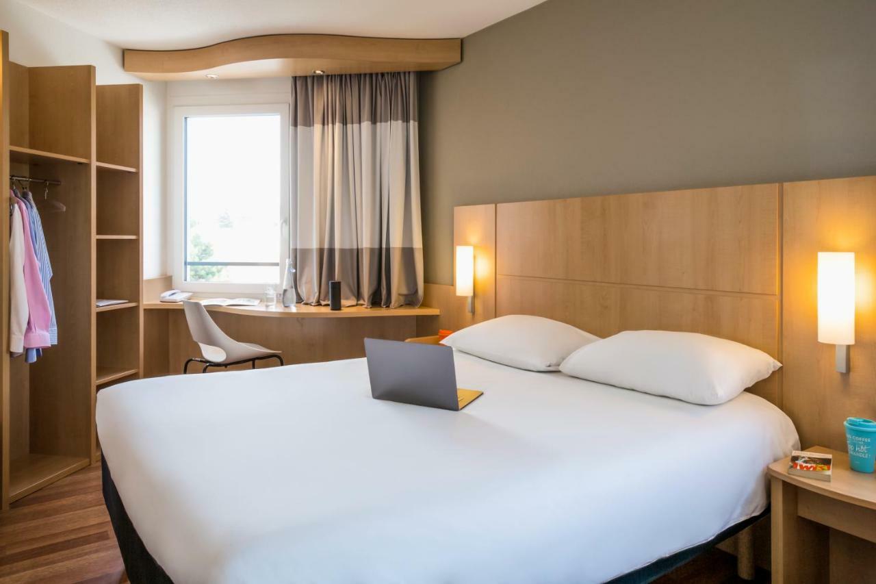 Ibis Lausanne Crissier Ngoại thất bức ảnh